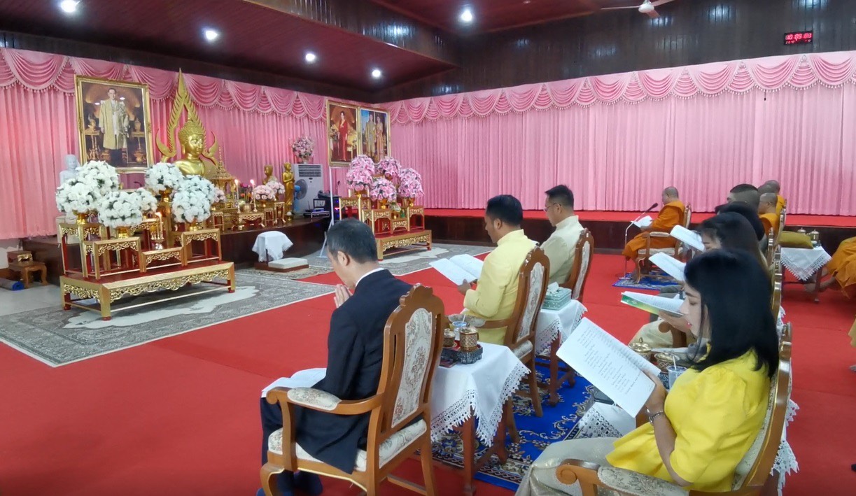 วัดชัยมงคลพัทยาจัดสวดมนต์รำลึก'ในหลวง ร.9'