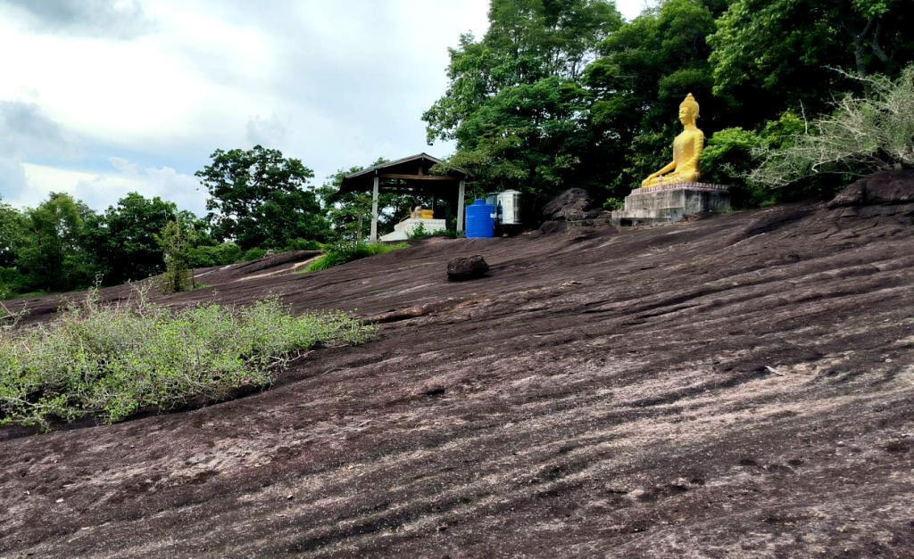 อบต.ส้มผ่อ รุกพัฒนาภูพระนอน สู่แหล่งท่องเที่ยวธรรมชาติ จุดชมวิวบนเทือกเขาหินทรายครอบคุม 3 ตำบล