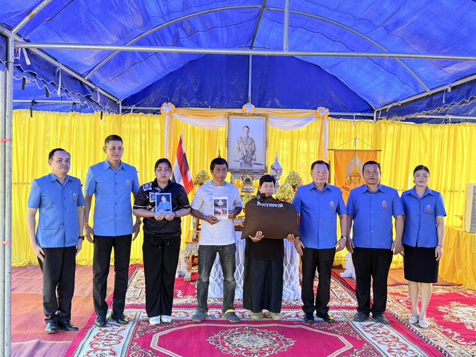 ศรีสะเกษมอบสิ่งของพระราชทาน ช่วยผู้ประสบอัคคีภัย 3 อำเภอ บรรเทาความเดือดร้อน