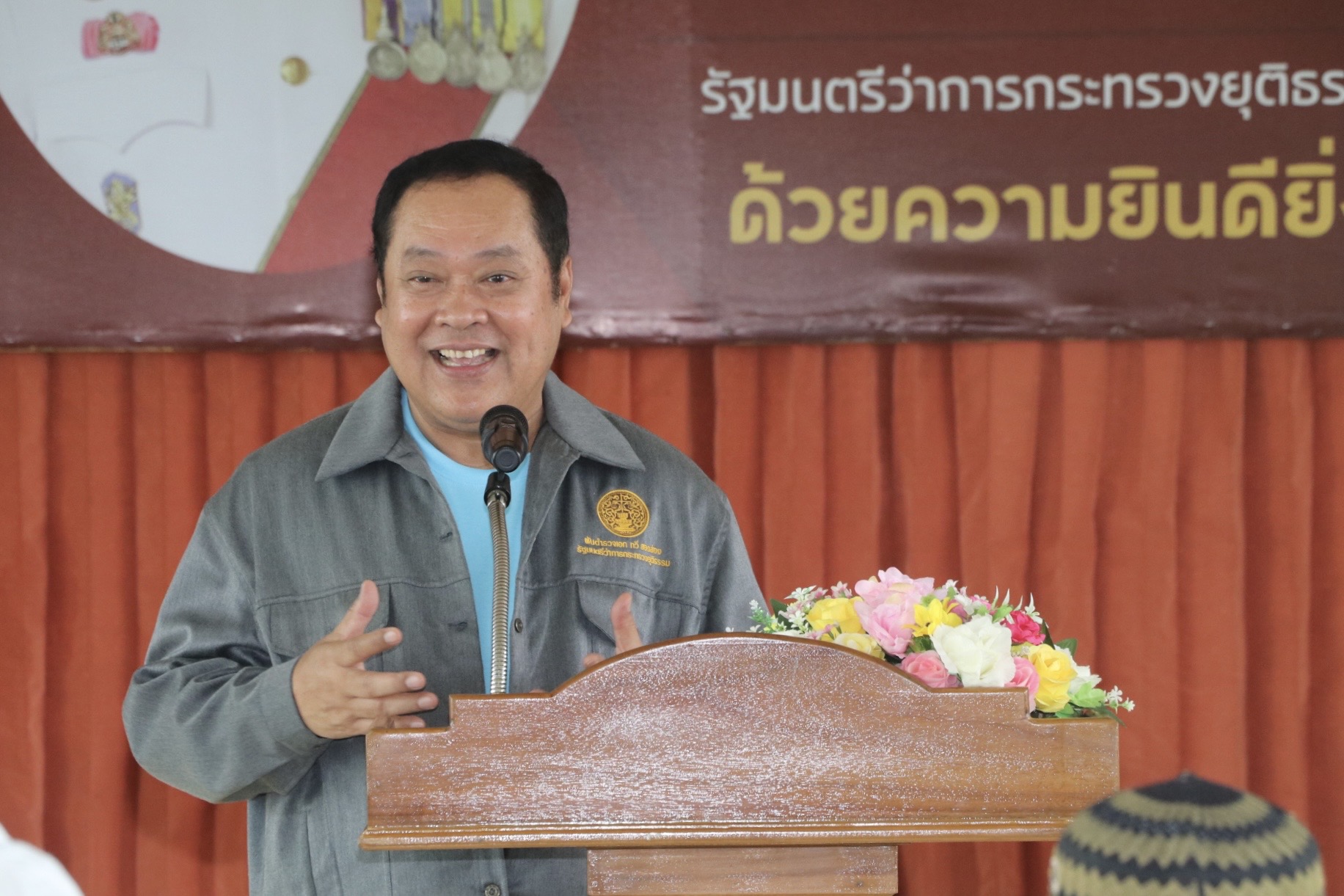 "ทวี" ลงพื้นที่ตรวจเยี่ยมการฝึกอาชีพภายในเรือนจำจันทบุรี พร้อมเป็นปธ.ถวายผ้าพระกฐินพระราชทาน ประจําปี  วัดเขาสุกิม 