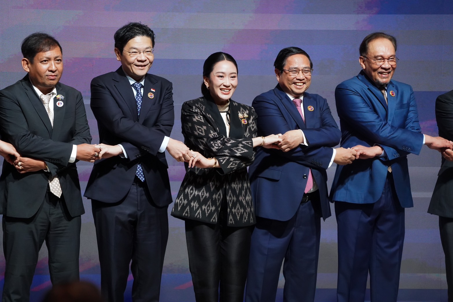 ประชุมสุดยอดผู้นำอาเซียน ครั้งที่ 46 เริ่มแล้ว! "นายกฯแพทองธาร" ร่วมกำหนดวิสัยทัศน์ใหม่ในอาเซียน 