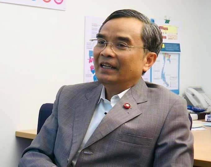 "นิพิฎฐ์" แจงข้อกม.ฟาดกลับ "สมชัย" ยันปม" สิระ" พ้นสส. ไม่ลามถึง "หัวหน้าพรรค" ขอสังคมตั้งสติรับฟัง 