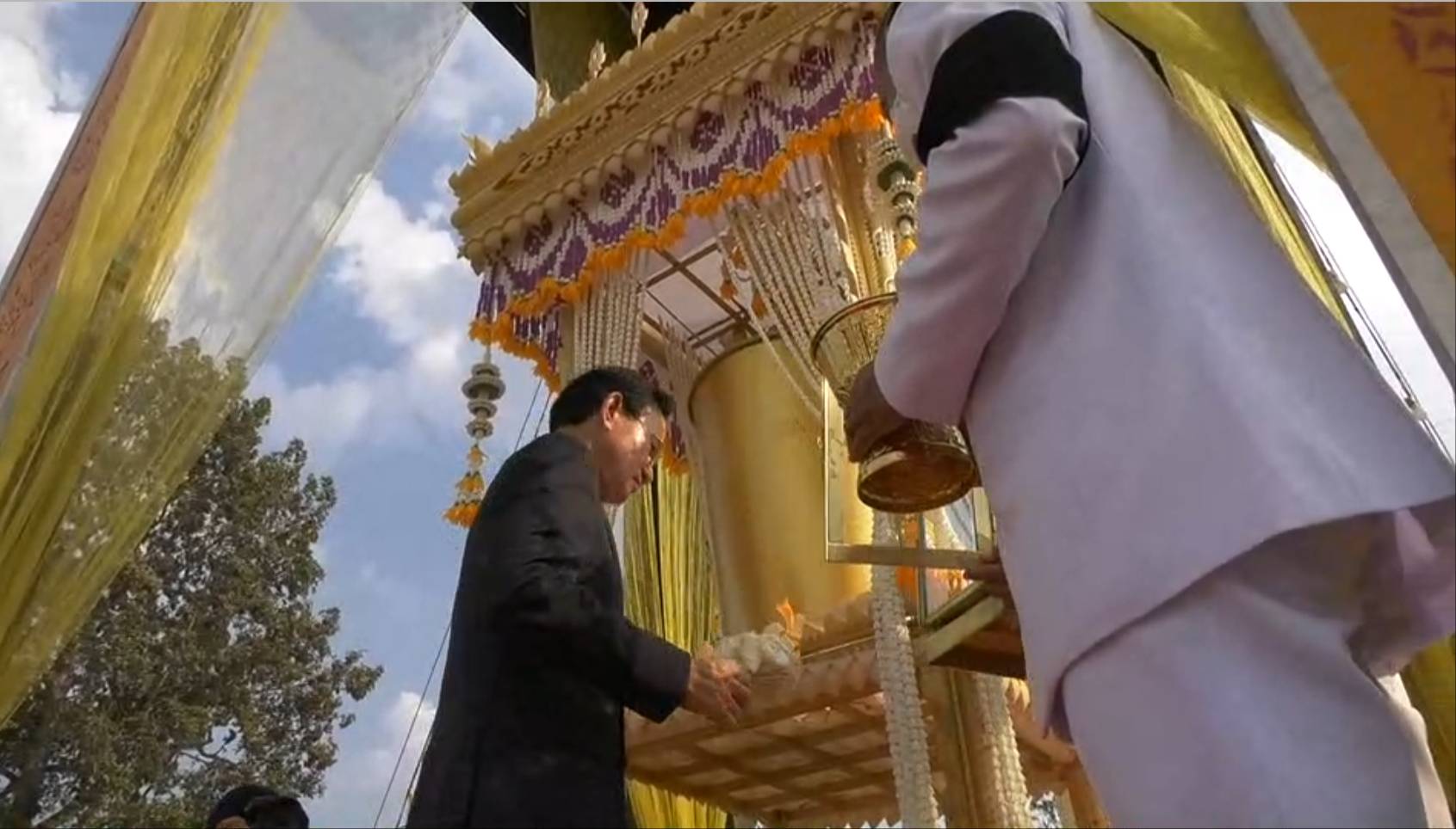 'สมชาย วงศ์สวัสดิ์'อดีตนายกรัฐมนตรี เป็นประธานในพิธีพระราชทานเพลิงศพ'ส.ส.ตี๋ใหญ่'