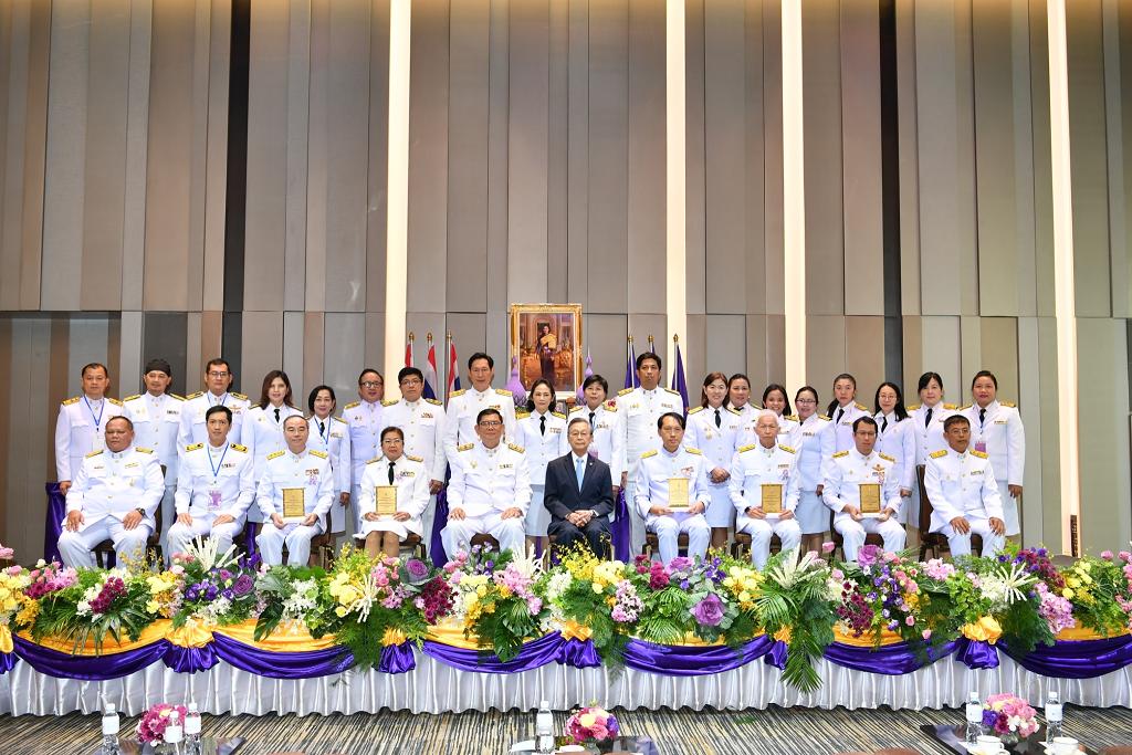 มอบโล่พระราชทานอาจารย์ดีเด่นแห่งชาติ