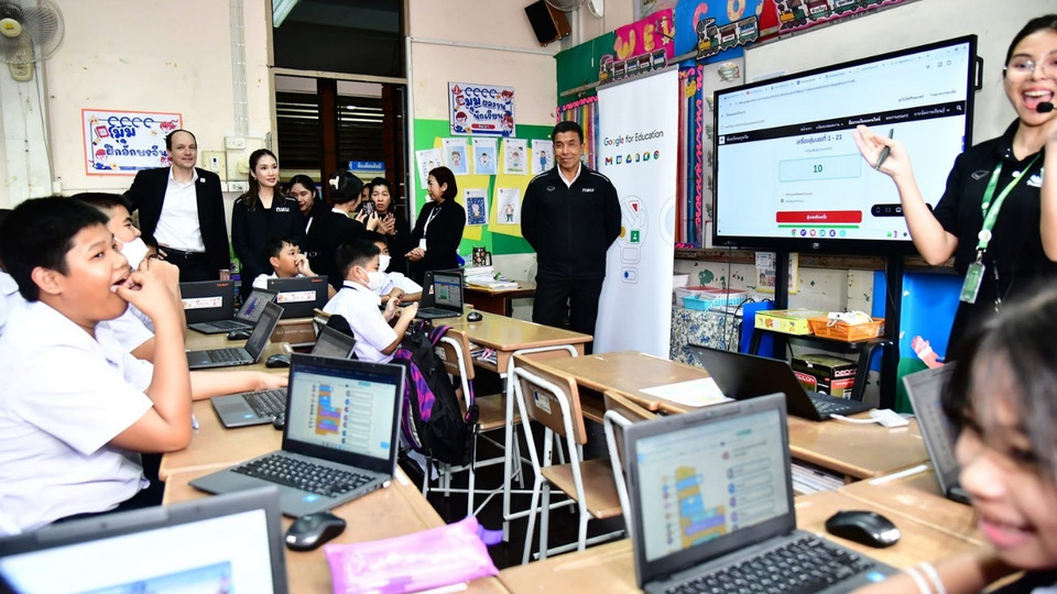"ชัชชาติ" กางแผนการศึกษา กทม. ปี 69 ลุยห้องเรียนดิจิทัล-ปลอดฝุ่น-Next Learn