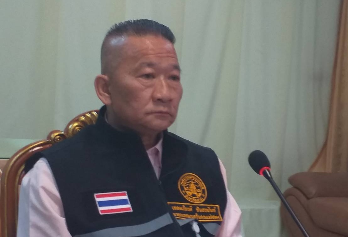 'ดร.ฝอ.' นายกเทศมนตรีนครแม่สอด ประชุมคณะกรรมการศูนย์ปฏิบัติการควบคุมโรค(ศปก.)เทศบาลนครแม่สอด ป้องกัน Covid 19