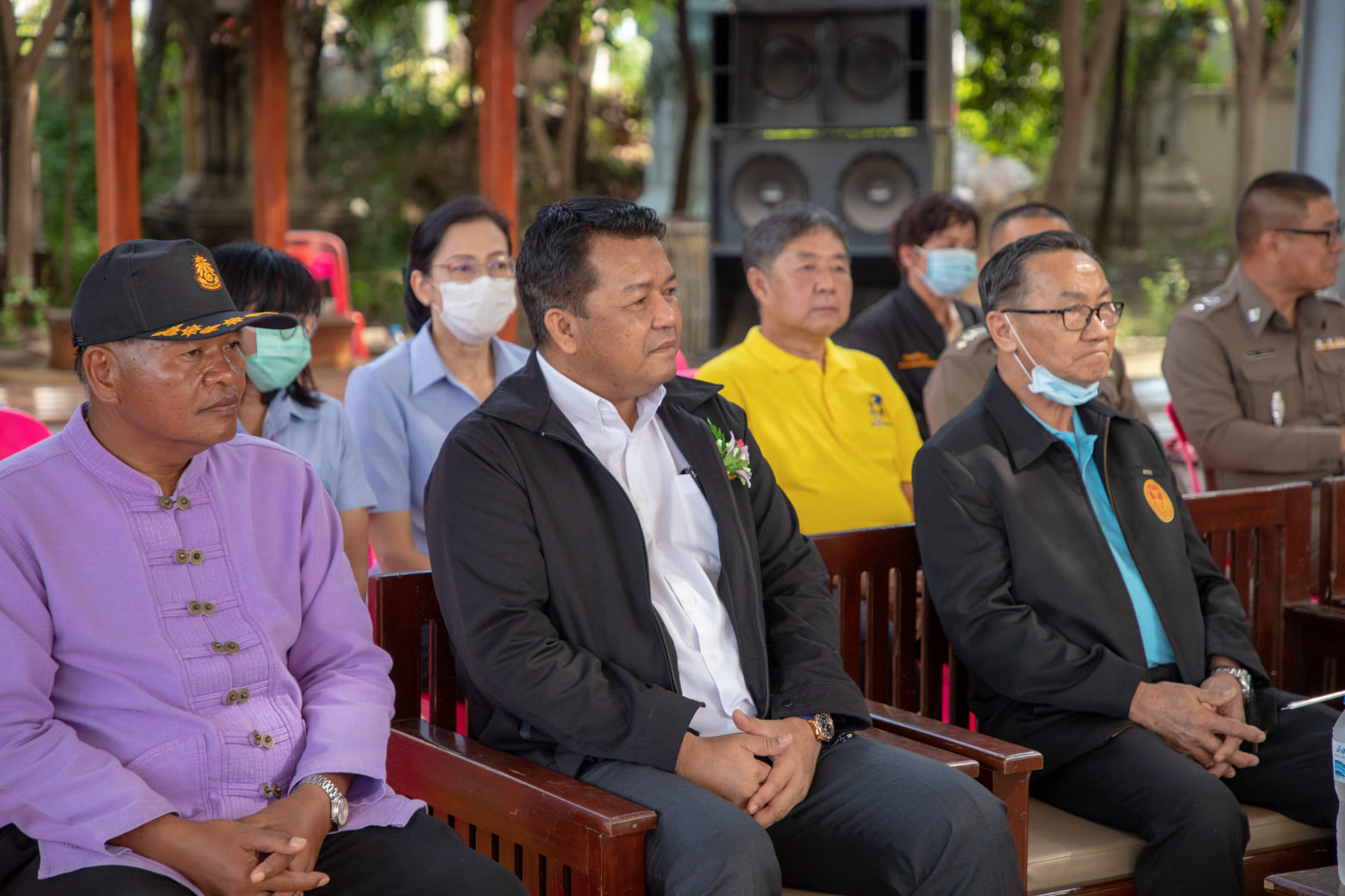สำนักงานเลขาธิการวุฒิสภา มอบถุงยังชีพแก่ผู้ประสบอุทกภัยอำเภอเมืองสุโขทัย