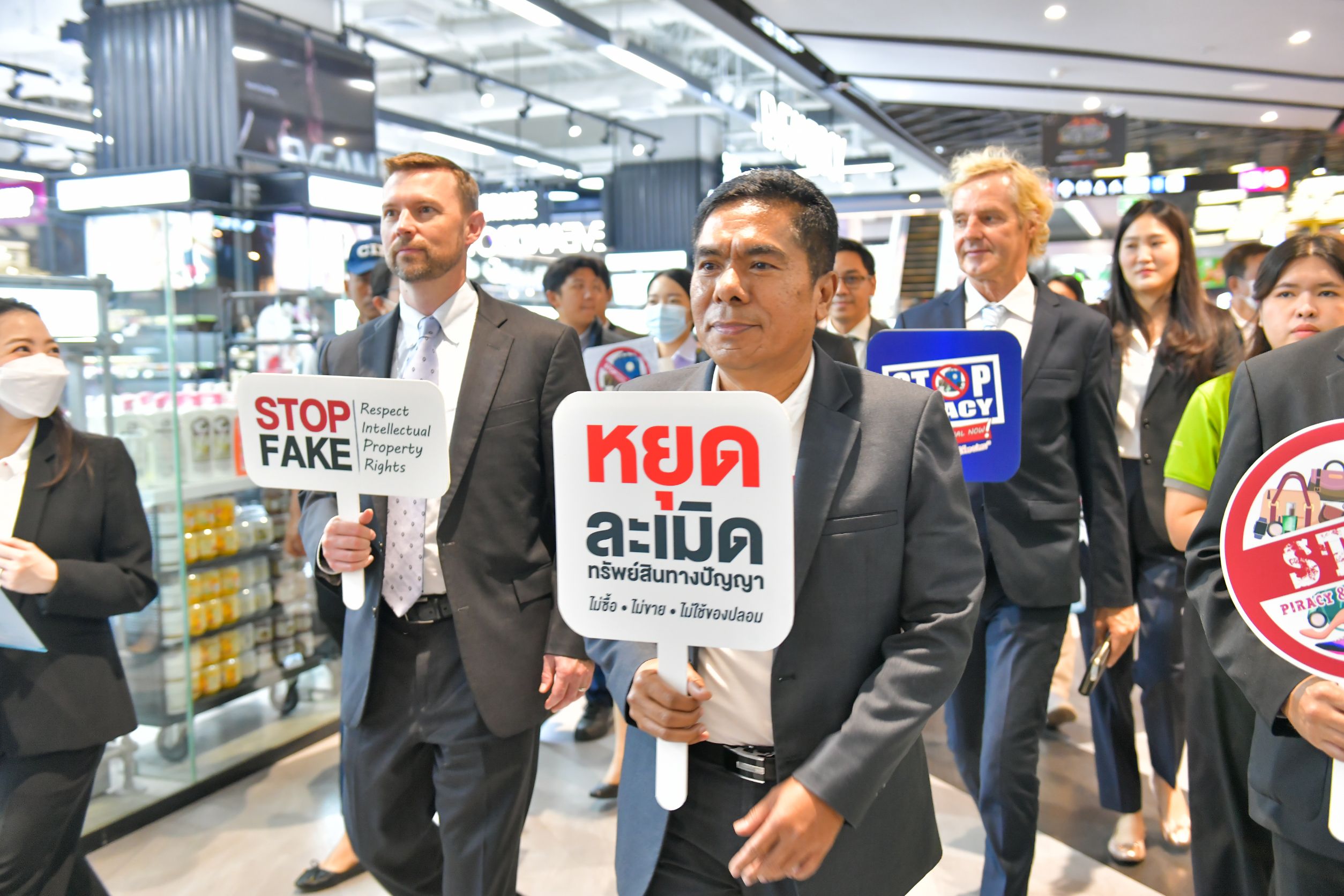 กรมทรัพย์สินทางปัญญายกขบวนหน่วยงานพันธมิตร รณรงค์สร้างแนวร่วม “Let’s Get Rights: สินค้าไทย ถูกใจ ถูกต้อง ถูกกฎหมาย”
