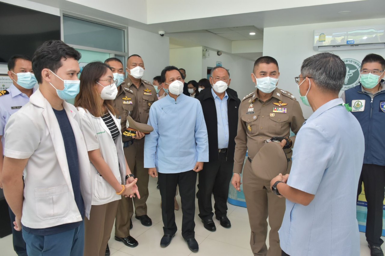 ‘บิ๊กโจ๊ก’ ลงพื้นที่แหล่งท่องเที่ยวพังงา ตรวจความพร้อมส่วนต่อขยายรับท่องเที่ยวต่อจากภูเก็ตแซนด์บ๊อก มั่นใจปลายปีนี้ นทท.เข้ามามากขึ้น