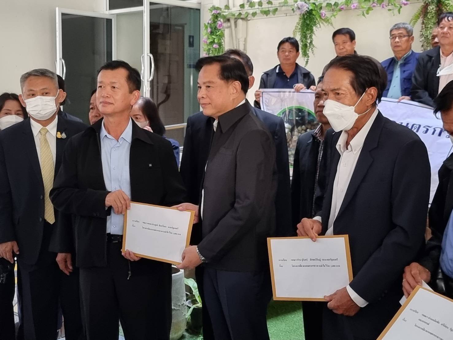 "ดร.หิมาลัย เผย เงินเยียวยาลำไย รอคลัง อนุมัติส่ง ครม.พิจารณา