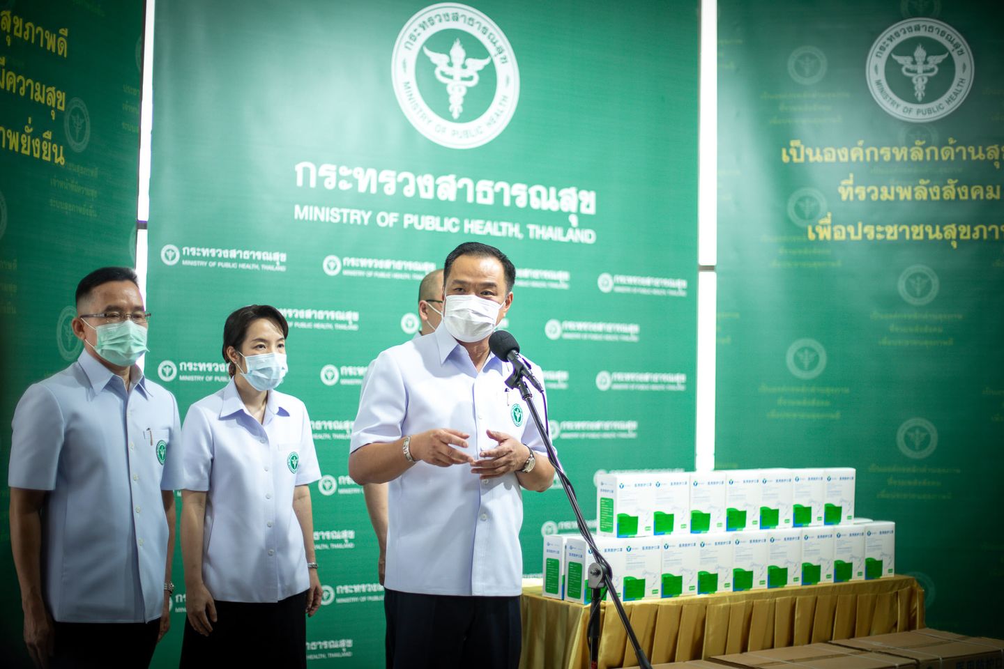 คลิปฉาวหมอไล่คนไข้ "อนุทิน" ขอทุกฝ่ายใจเย็น   ยันให้ความเป็นธรรมทั้งคู่ 