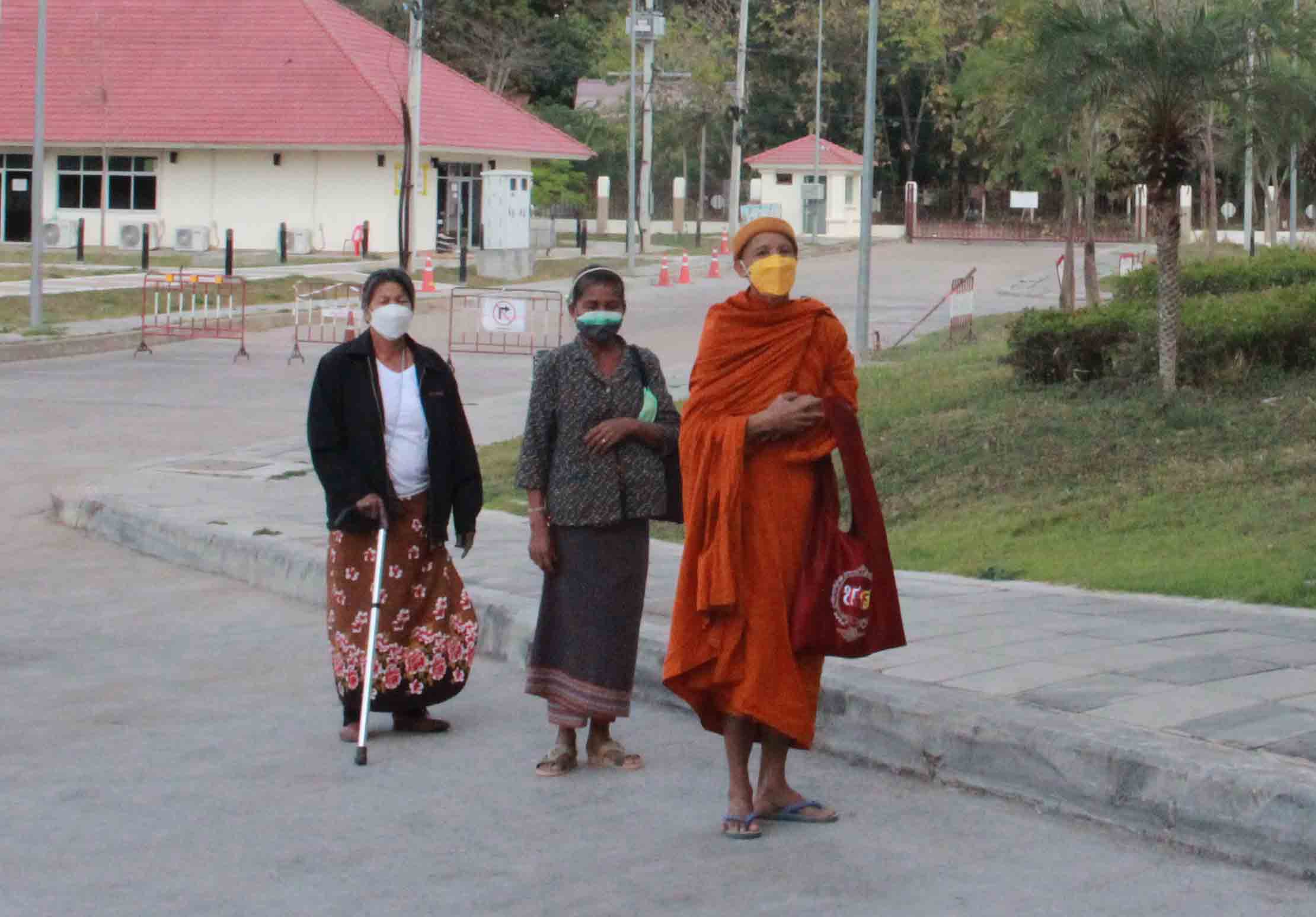 ป้าวัย60ปีร้องยุติธรรมกาฬสินธุ์หลังถูกไล่ที่  เหตุนำสำเนาที่ดินค้ำประกันลูกเช่าซื้อรถ