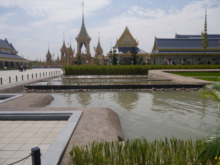  “ธนะศักดิ์”เผย ให้ ปชช.เข้าชมพระเมรุมาศอย่างอิสระแต่ต้องรักษาให้ดี