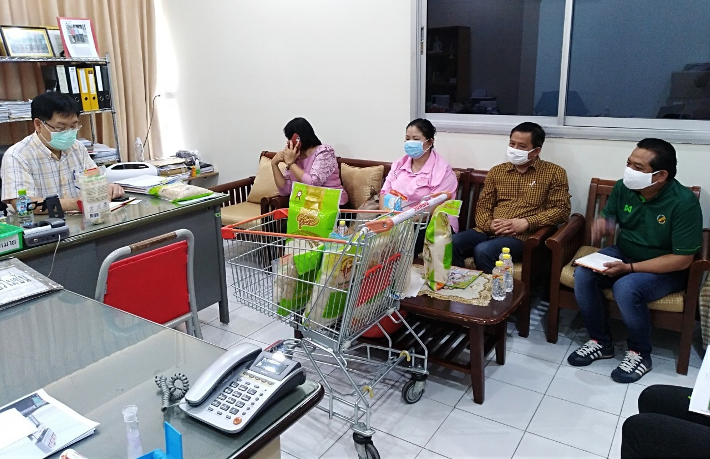 สหกรณ์บุรีรัมย์ ผลักดันสินค้ากลุ่มเกษตรกรส่งขายในห้าง ช่วงโควิด- 19 ระบาด