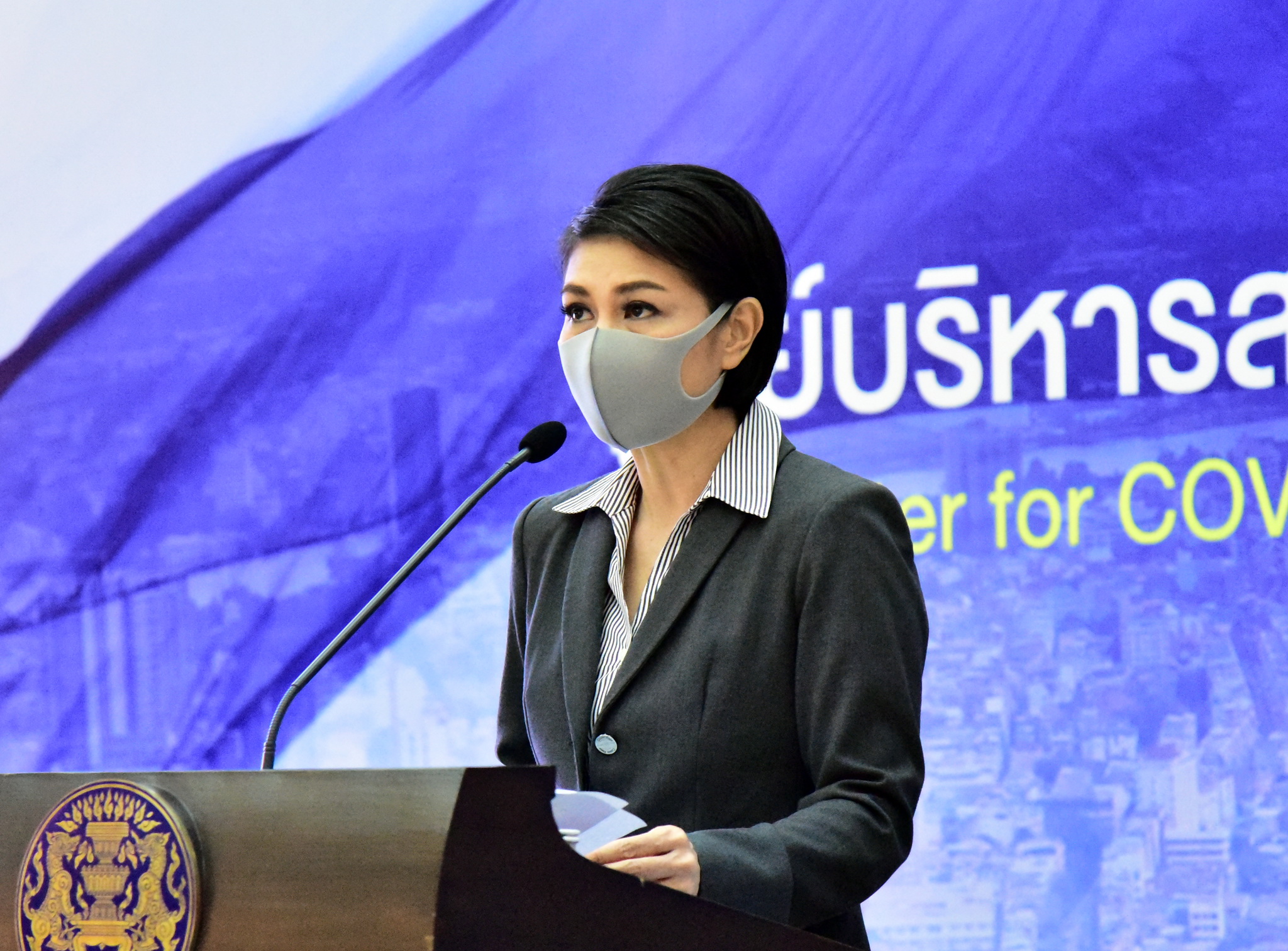 ศบค.ห่วง "คลัสเตอร์ร้านอาหาร" เผยบางแห่งแอบขายเหล้า  ย้ำเปิดสถานบริการ 16 ม.ค.65 หากหละหลวม ต้องปิดอีกรอบ 