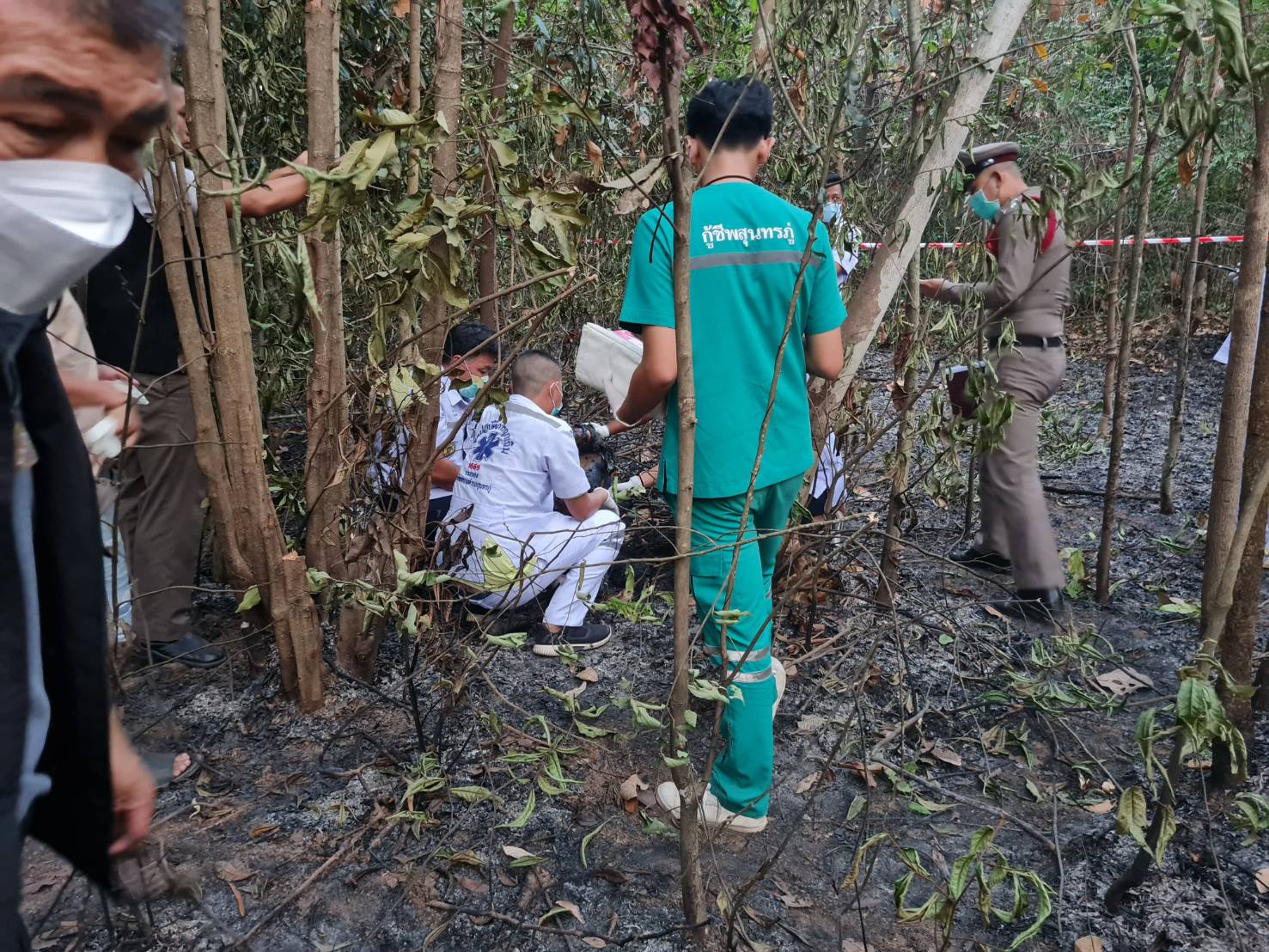 สลด!! ไฟคลอกคนสวนเสียชีวิตหลังเข้าไปดับไฟเผาหญ้าที่ลุกลามเป็นวงกว้าง