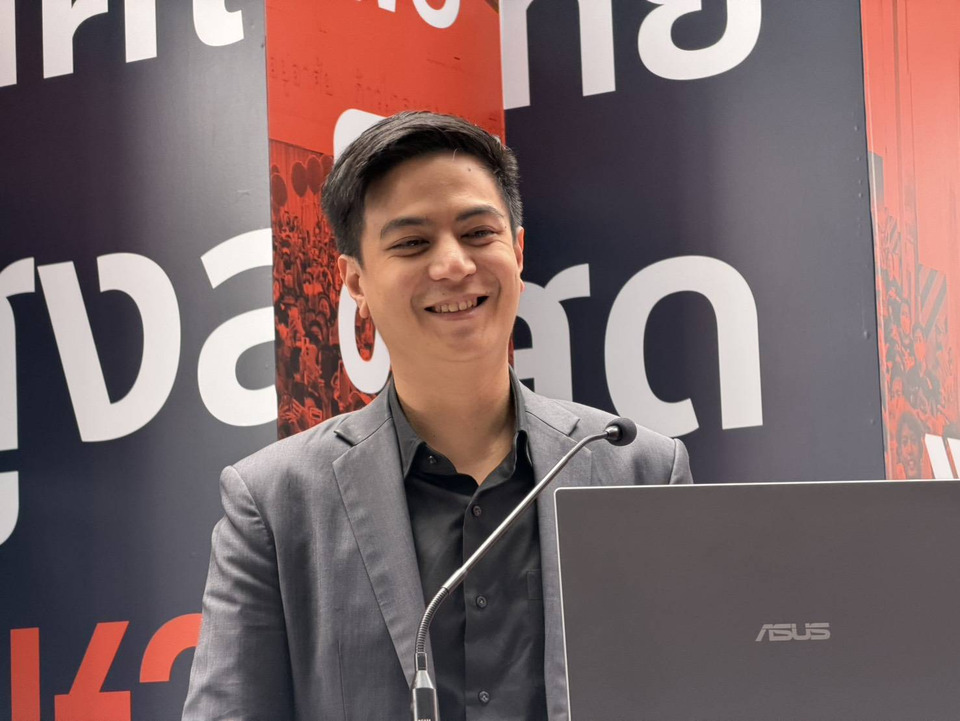 เปิดมิติใหม่ "พรรคปชน." ผุด  “ครม.เงา” ก่อนเลือกตั้ง “พริษฐ์” ท้าชนการเมืองเดิม  ไม่ปฏิเสธ ข่าวทาบ "ศิธา" ชิงผู้ว่าฯกทม.