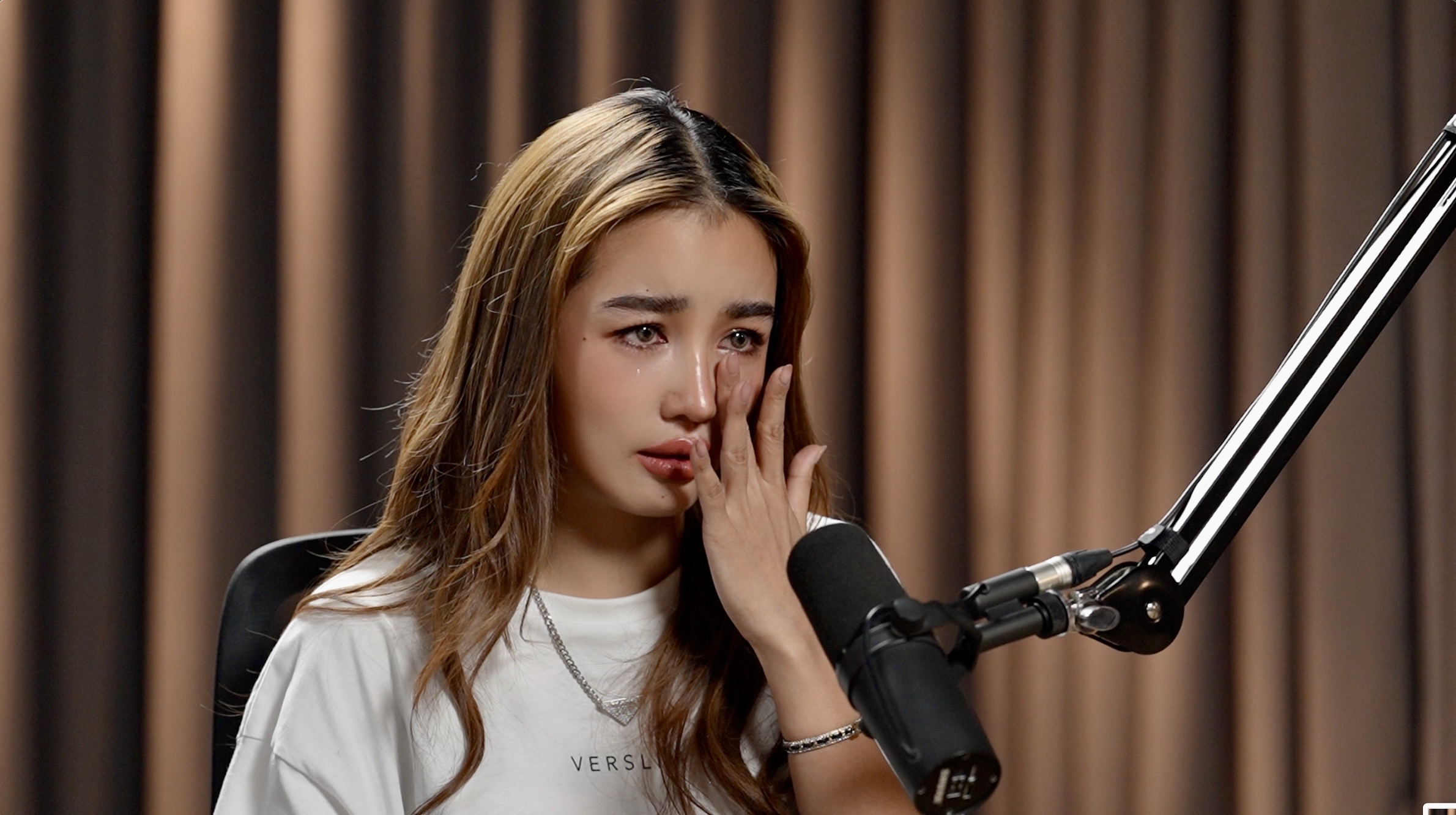  "กระแต อาร์สยาม" ลั่น! อีก 2 ปีจะแต่งงานสายฟ้าแลบ ร่ำไห้ถูกกล่าวหาว่าอกตัญญูไม่ดูแลพ่อ