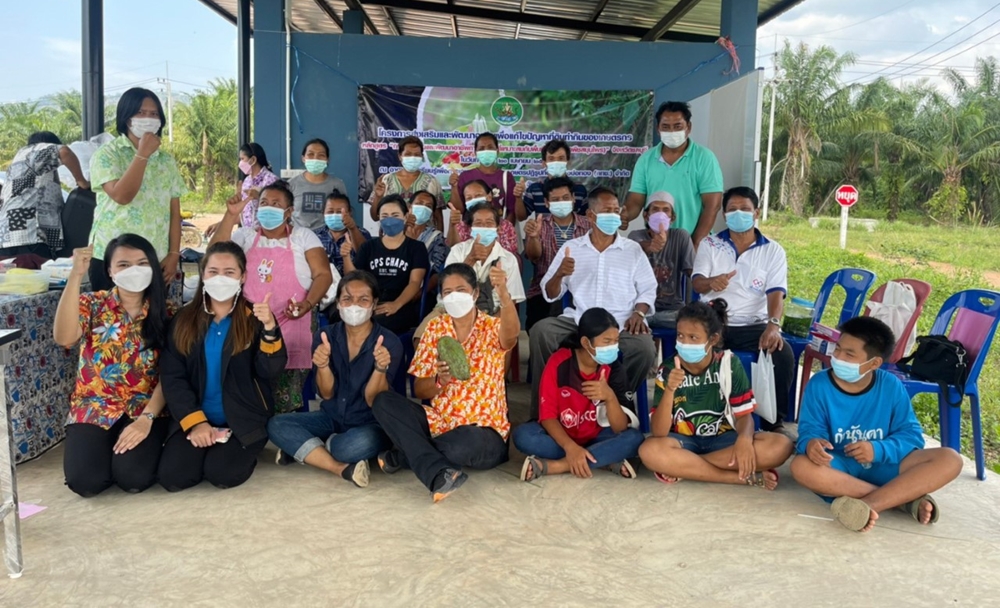 สนง.สหกรณ์ชลบุรี หนุน สกก.ปฏิรูปที่ดินอำเภอบ่อทองฯ พัฒนาอาชีปลูกพืชสมุนไพร 