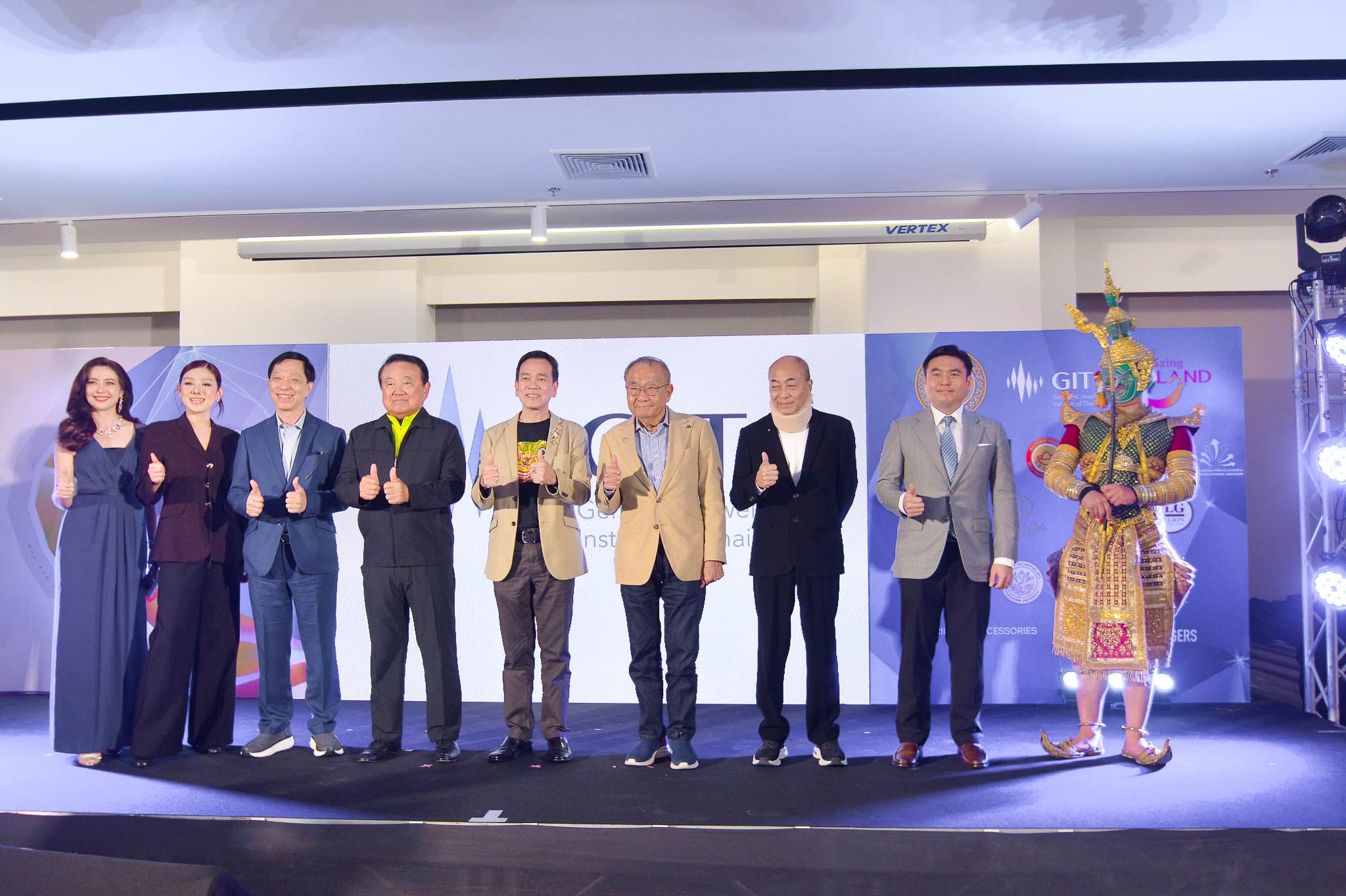 GIT  ร่วมกับภาครัฐและเอกชน "ปลุกยักษ์"  จัดเทศกาล BANGKOK JEWELRY WEEK 2024 by GIT” 