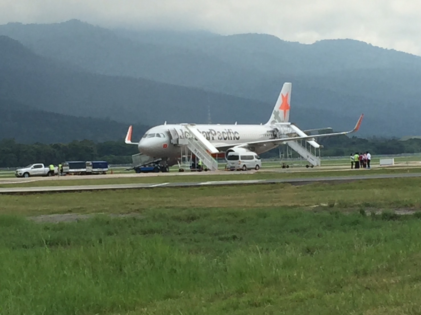 เครื่องบิน "Jet Star Pacifc" ลงจอดฉุกเฉินสนามบินเชียงใหม่