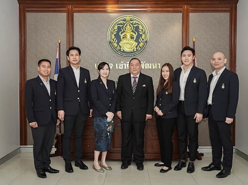 พม. หนุน นศ. สถาบันพระปกเกล้า เดินหน้านโยบายเพื่ออาชีพผู้พิการ