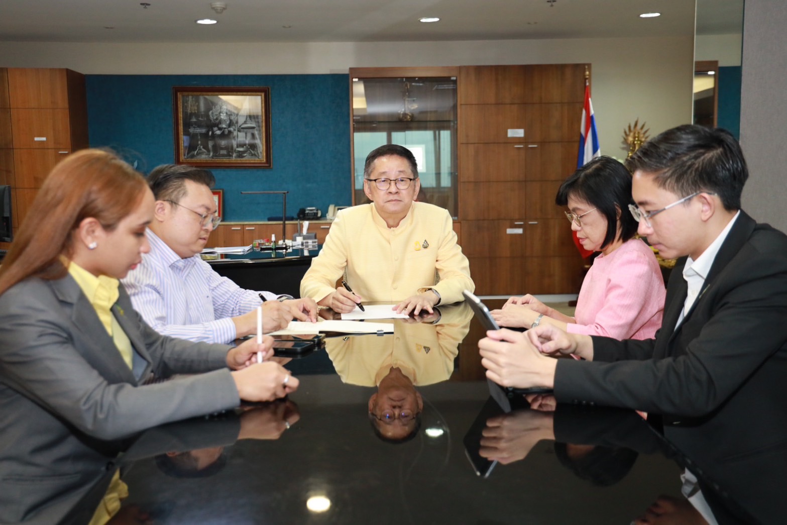 'ประเสริฐ' สั่งการด่วน 'กรมอุตุนิยมวิทยา' ติดตามสถานการณ์พายุฤดูร้อนใกล้ชิด