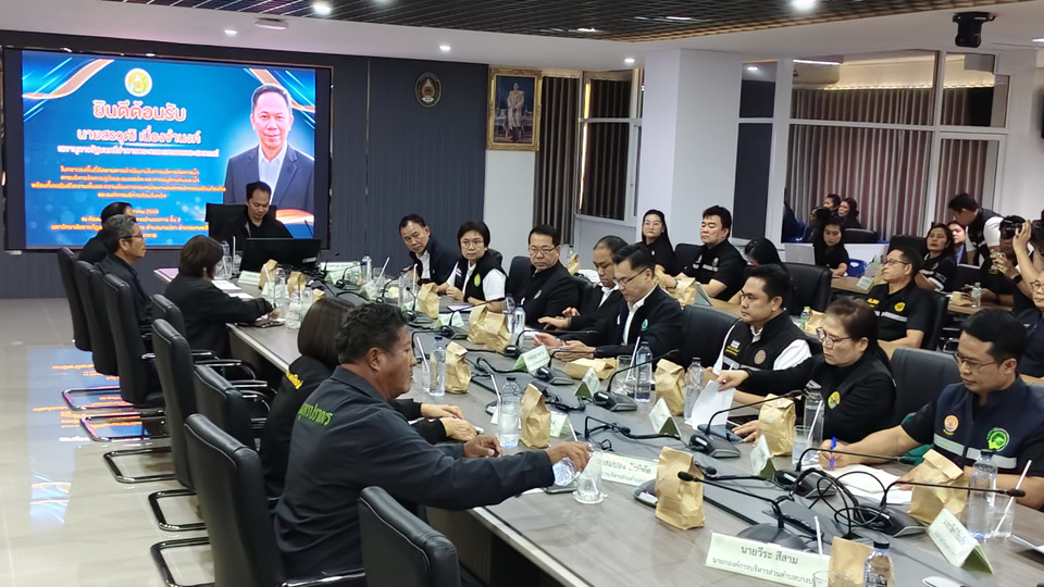 ชูบางพลีใหญ่ต้นแบบกำจัดผักตบชวา เลขานุการ รมว.เกษตรฯ ลงพื้นที่ติดตามบริหารจัดการน้ำ 