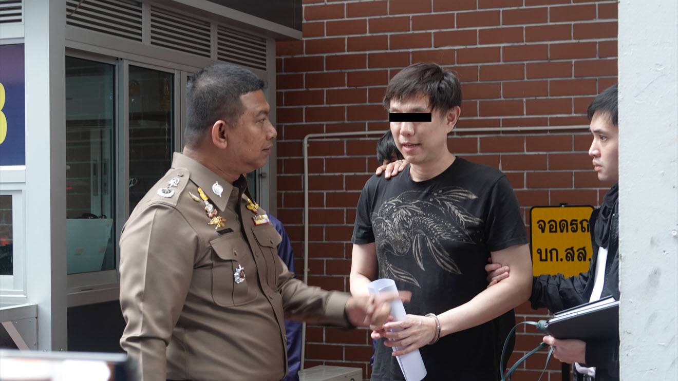 รวบไฮโซ "โจ" เจ้าของแบรนด์ขนมกล้วยชื่อดังข่มขืนและบุกรุก เหยื่อสาวกระโดดตึก 4 ชั้นสาหัส
