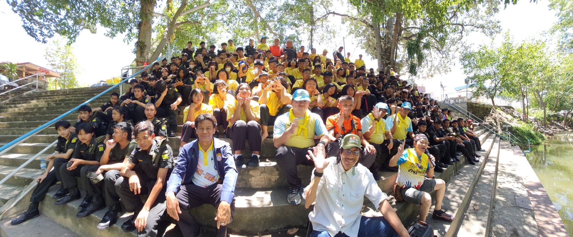 โถส้วมโผล่ลำตะคอง จิตอาสาวอนสำนึกดูแลแหล่งน้ำเรารักษ์ลำตะคอง ปีที่ 6 