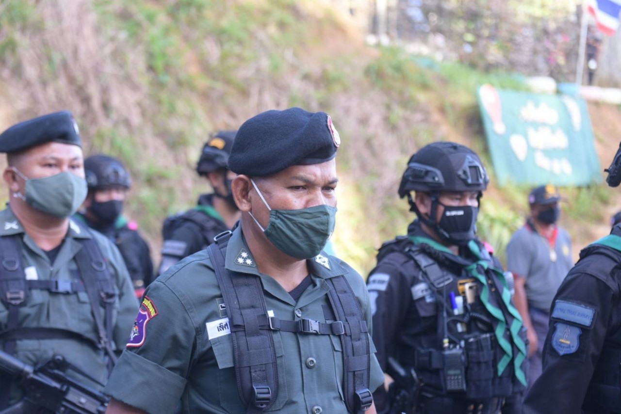   เฝ้าระวังคุมเข้มแนวชายแดนผสานกำลังลาดตระเวนร่วมแนวชายแดนไทย-มาเลย์  พร้อมเผยคืบหน้าเจรจาสันติสุขชายแดนใต้