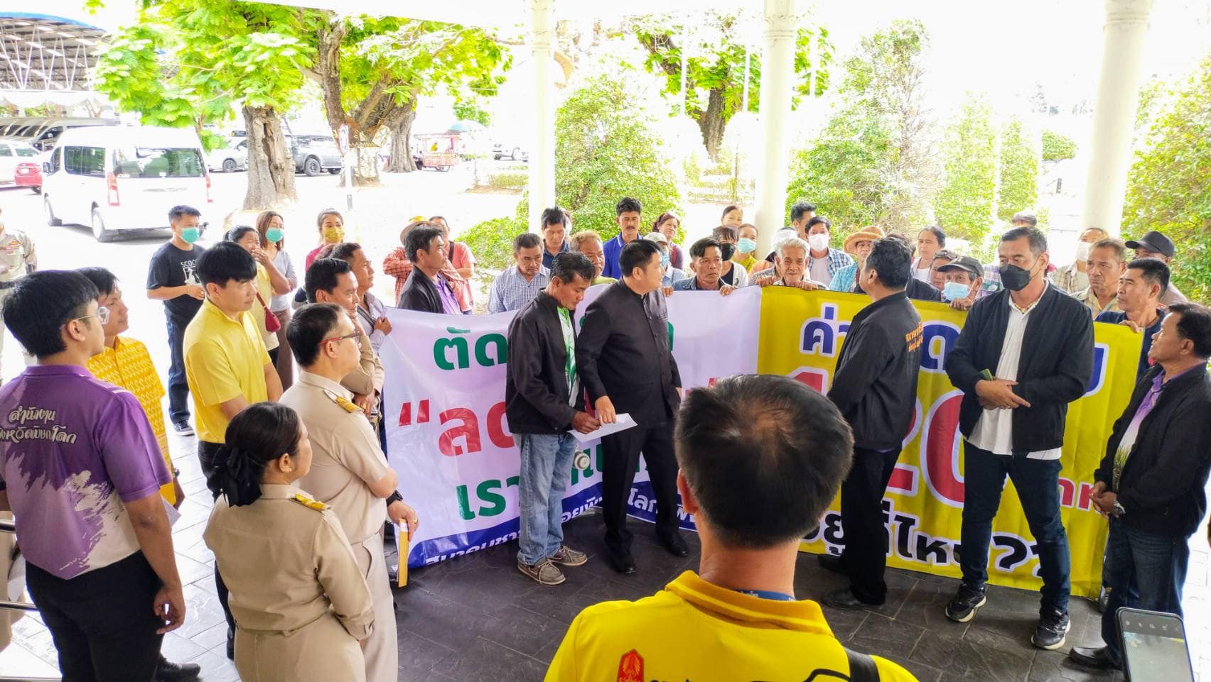 สมาคมชาวไร่อ้อยพิษณุโลก -พิจิตร ยื่นหนังสือต่อผู้ว่าฯพิษณุโลก เรียกร้องเงินชดเชยตัดอ้อยสดเข้าโรงงานของปีการผลิต 2566/2567 ตันละ 120 บาท 
