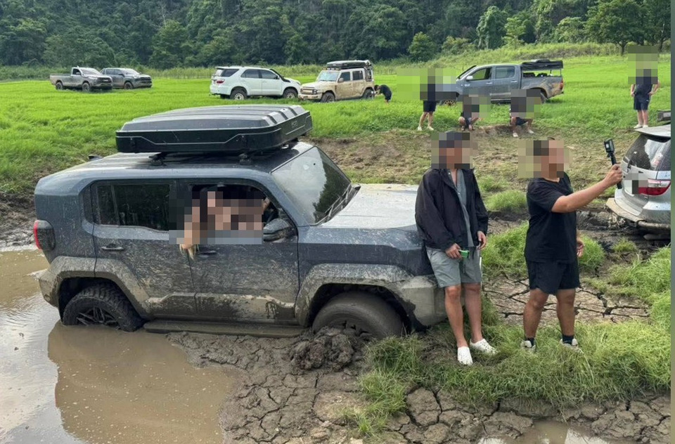 ขีดเส้นตาย 7 วัน! "อุทยานฯ เขาแหลม" ออกประกาศล่าตัวแก๊งซิ่ง ขับรถลงหลุมระเบิดยุคสงครามโลก ลั่นหลักฐานมัดแน่นส่อผิดกฎหมาย