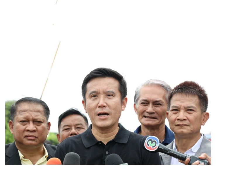 'ชัยวุฒิ'สยบข่าวร้าว "2ป." ยันคุยกันปกติ หลังแยกลงพื้นที่ตรวจน้ำท่วม