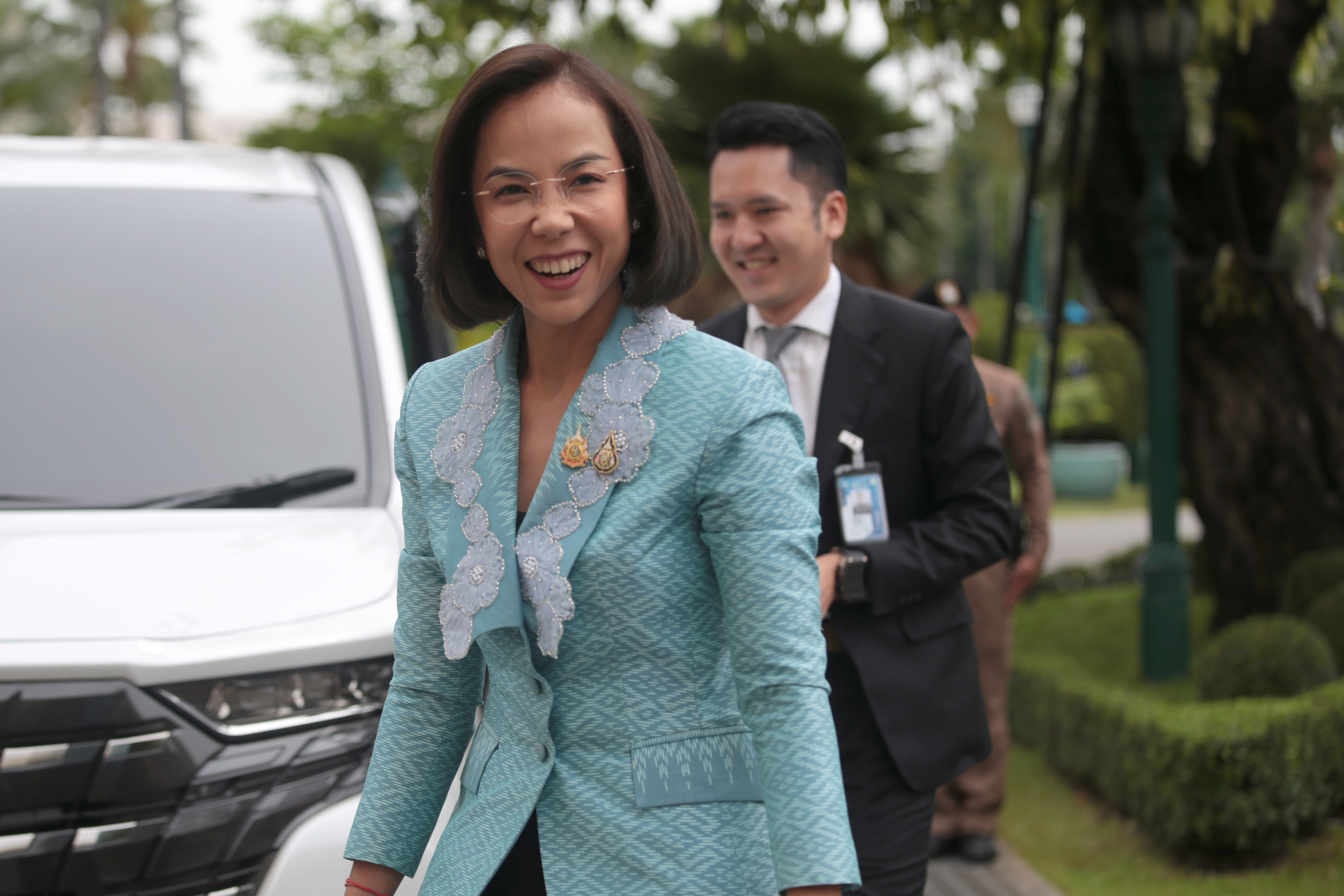 "พิมพ์ภัทรา" โยนถาม "หัวหน้ารทสช." หลังมีข่าวถูกเปลี่ยนเก้าอี้ "รมว.อุตฯ" 