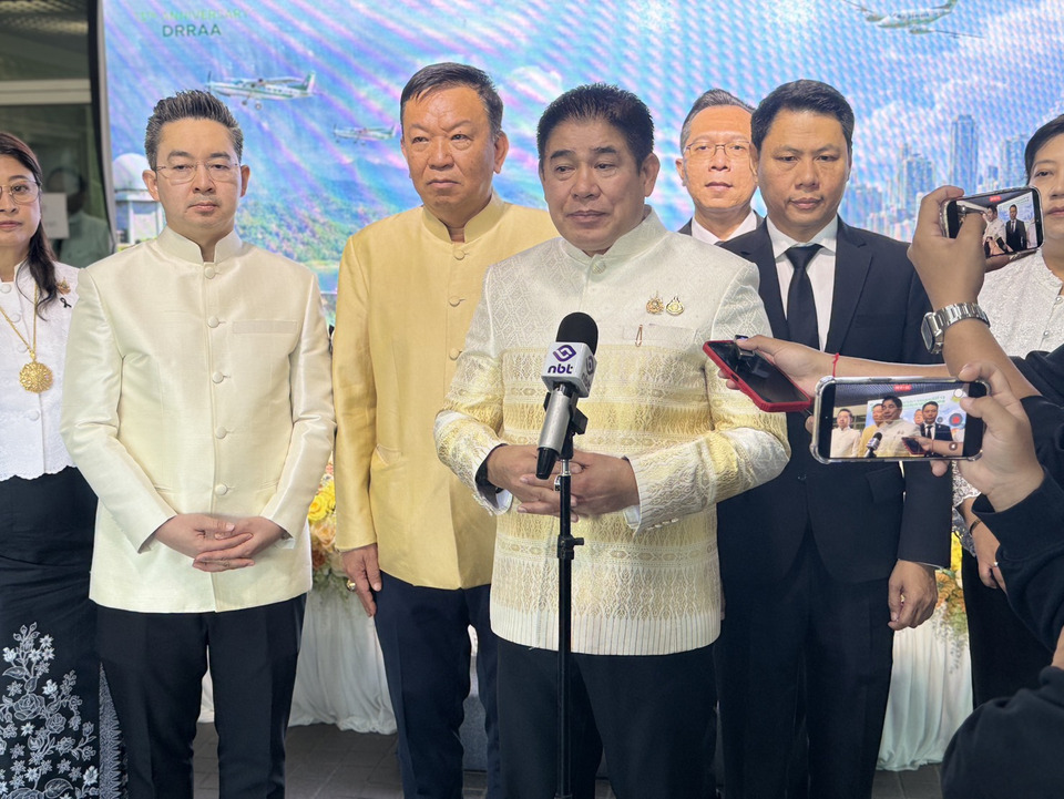 “ธรรมนัส”  เผย กกต. ถอนชื่อ “ชลสิทธิ-ก้องเกียรติ” พ้นผู้สมัคร สส. ไม่กระทบ "กล้าธรรม" เชื่อไม่มีใครกลั่นแกล้ง พร้อมลุยต่อ 