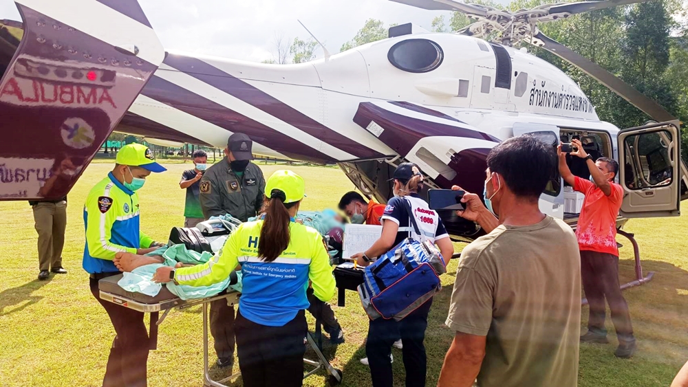 ชุด Sky Doctor รพ.พังงา เร่งเคลื่อนย้ายผู้ป่วยวิกฤตฉุกเฉิน