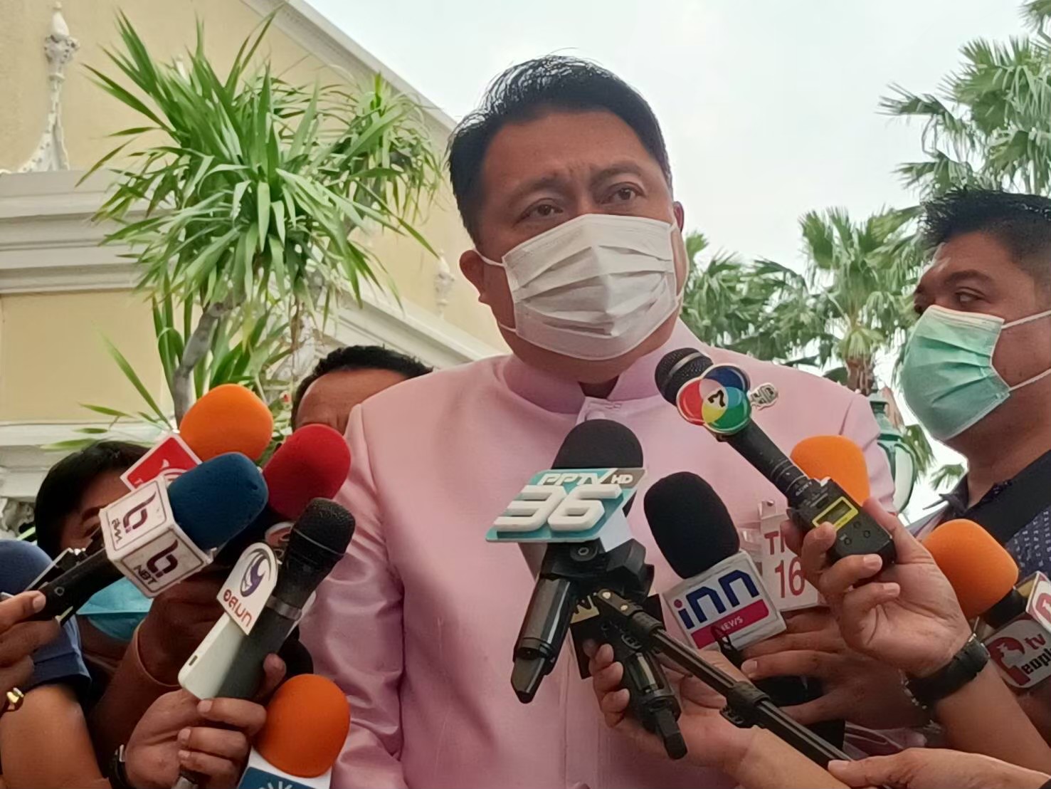“สุชาติ” มั่นใจสู้ศึกเลือกตั้งซ่อมสงขลาได้ มั่นใจเจาะไข่แดง ปชป. เชื่อพปชร.มีดีพอนำเบียดคู่แข่ง ชี้เลือกตั้งสมัยใหม่ เลือกคนไม่ใช่กระแส