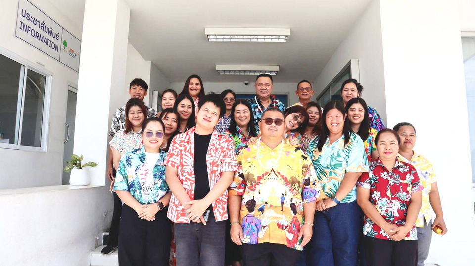 สืบสานประเพณีสงกรานต์! กองทุนไฟฟ้าเขตนิคมอุตสาหกรรมมาบตาพุดจัดสรงน้ำพระ-รดน้ำดำหัวผู้บริหาร