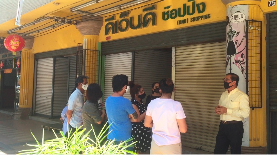 ผู้ประกอบการในศูนย์การค้าดีเอ็นดีช๊อปปิ้งรวมตัวเรียกร้องยืดเวลาออกไปอีก3เดือน​ ลั่นขออยู่จนกว่าจะถูกฟ้องขับไล่​  เพราะไม่มีที่ไป 