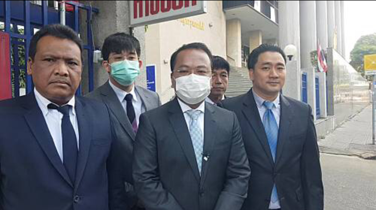  นัดพิจารณาครั้งแรก คดี ‘ทักษิณ’ ฟ้อง ‘ชวน’ ข้อหาหมิ่นประมาท กรณีเหตุการณ์กรือเซะ - ตากใบ