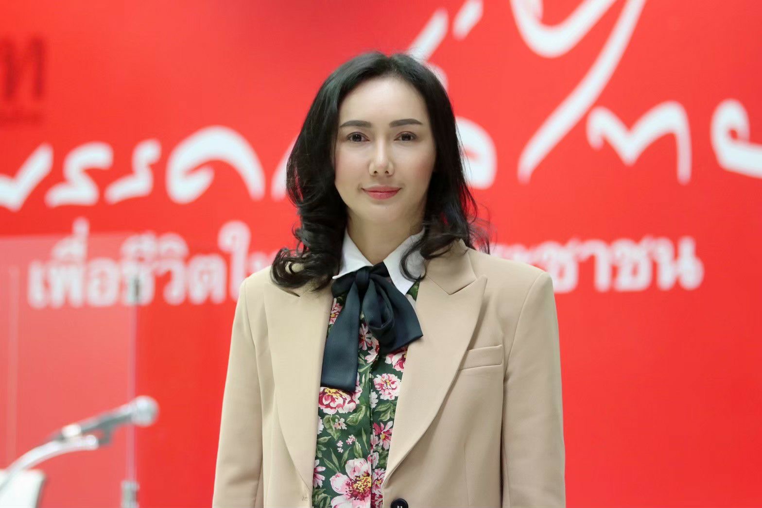 “อรุณี” ชี้รัฐบาลฟื้นหวย 2 ตัว 3 ตัว เหตุอยากหารายได้ เติมจุดอ่อนหาเงินไม่เป็น เย้ยทำตามไทยรักไทยไม่เสียหาย