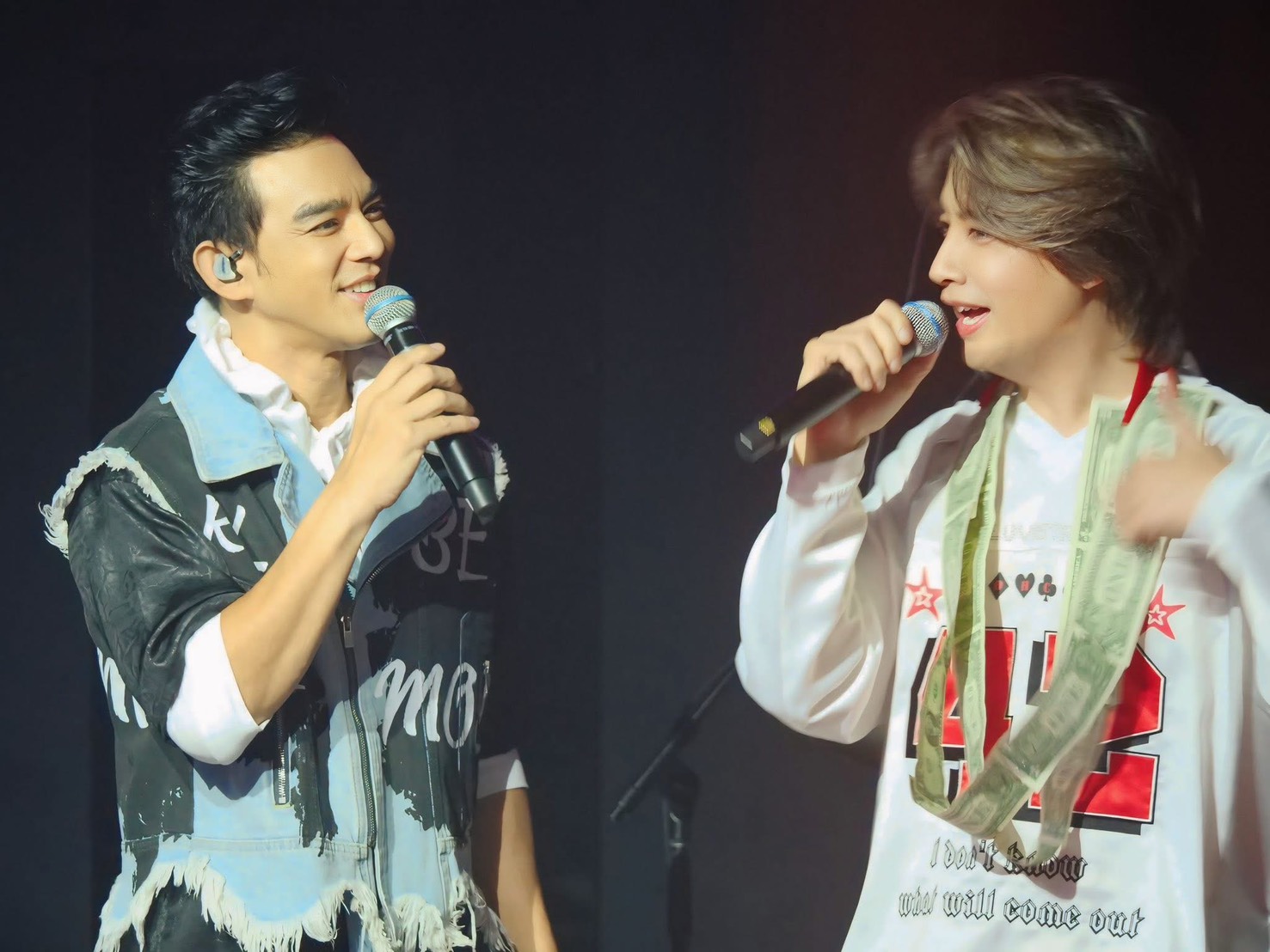 Two Man Show Oil & Mos North America Tour 2025 ปิดทัวร์ปีที่ 3 อย่างสมบูรณ์แบบ!