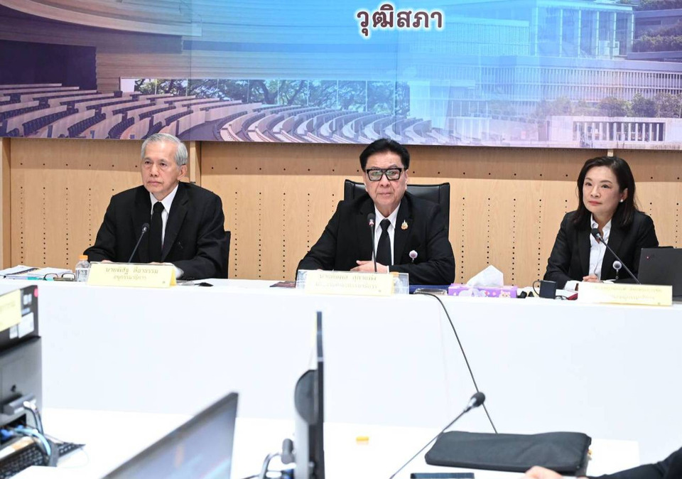 คลังชี้ไทยติดกับดัก "ต้มกบ"! เสนอรัฐบาลใหม่ขึ้น VAT 10% หาเงิน 4 แสนล้าน จี้ปรับโครงสร้างภาษี
