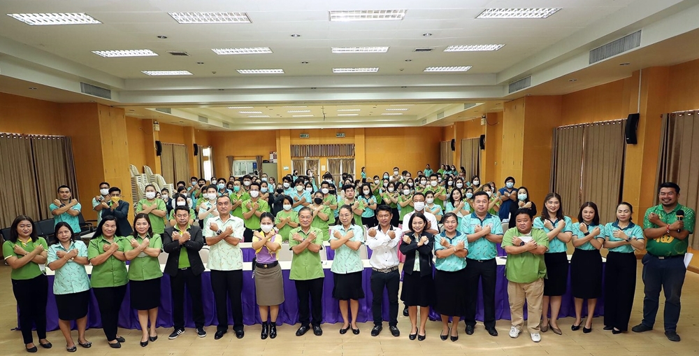 อบจ.อ่างทอง ติวเข้มบุคคลากร ยึดหลักธรรมาภิบาลบริหารงาน