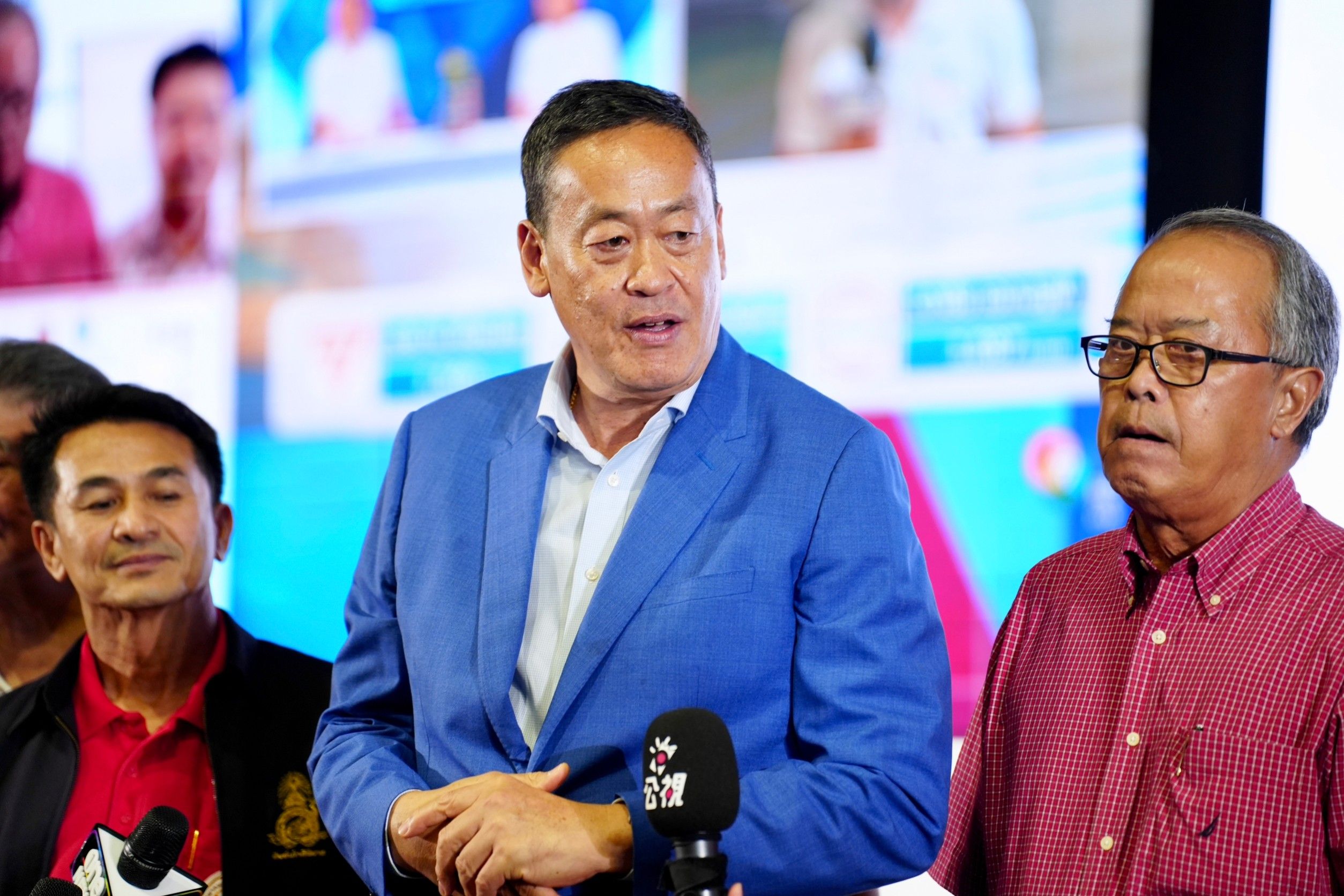 "เศรษฐา" มั่นใจ "เพื่อไทย" ชนะเลือกตั้ง "พิธา" ยังไม่ได้ต่อสายมา  ยันยังยิ้มได้ แม้พรรคไม่แลนด์สไลด์