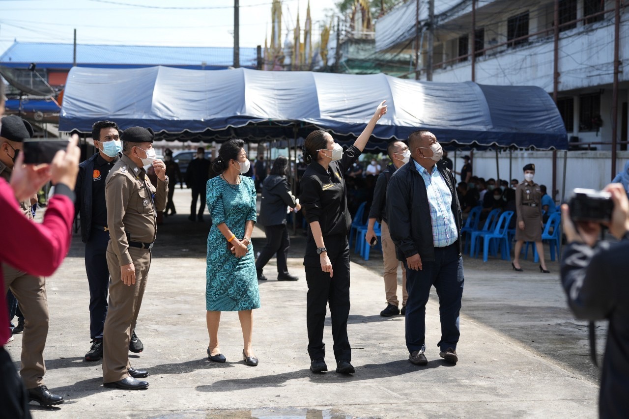 "กมธ.ตร.สภาฯ" ลงพื้นที่นราธิวาส จี้รัฐเร่งเยียวยาผู้บาดเจ็บเหตุ "คาร์บอมบ์" แฟลตตำรวจ