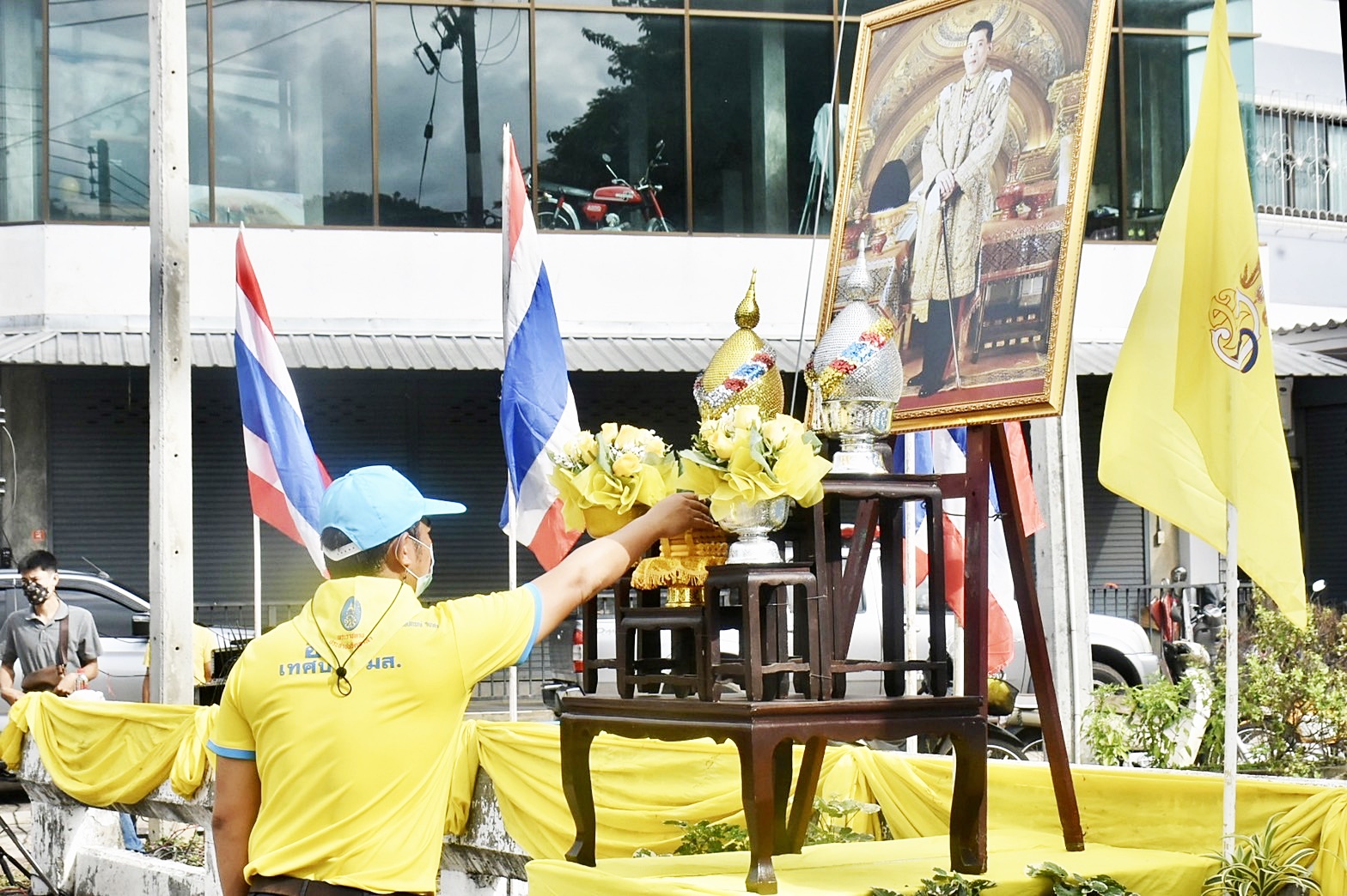 นายกเทศมนตรีเมืองแม่ฮ่องสอน นำทีมจัดกิจกรรม  จิตอาสา เราทำความดีด้วยหัวใจ รักษาสภาพแวดล้อม
