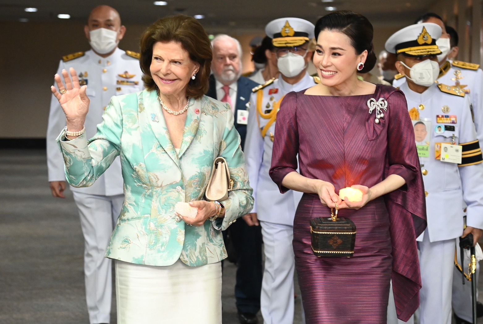 "พระราชินี" - "สมเด็จพระราชินีซิลเวียแห่งสวีเดน" เสด็จฯ ไปทรงร่วมการประชุม Child Protection Summit, Bangkok 2024