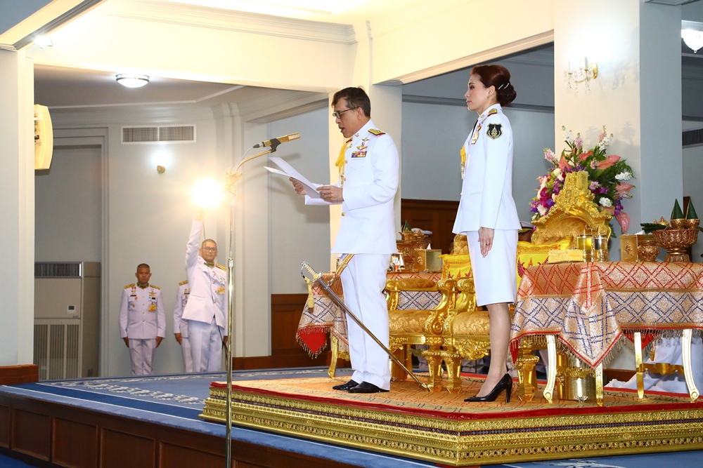 "ในหลวง" พระราชทานพระบรมราโชวาท ทหาร-ตร.ชั้นนายพล ปฏิบัติหน้าที่ให้สำเร็จผลเพื่อประโยชน์สุขประเทศชาติ ประชาชน
